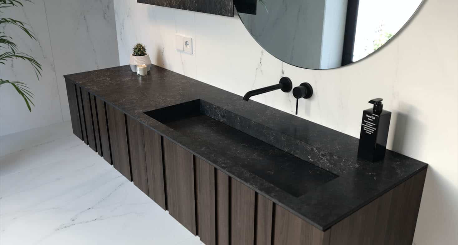 Image number 17 of the current section of essential-pure-bathroom in Cosentino Australia