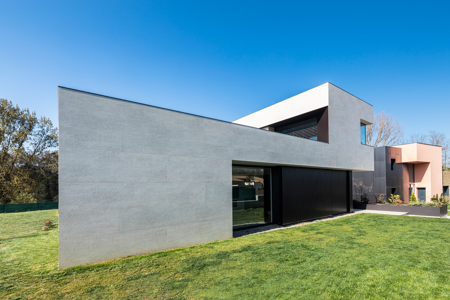 Image number 30 of the current section of TR House in Cosentino Australia