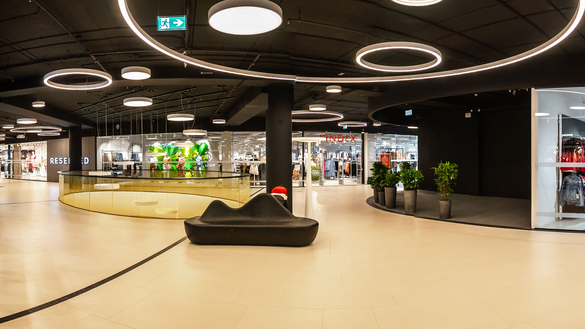 Image number 33 of the current section of Origo Mall in Cosentino Australia