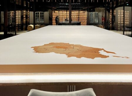 Image number 24 of the current section of Silestone transforms the interior of a luxury building in the heart of Chicago in Cosentino Canada
