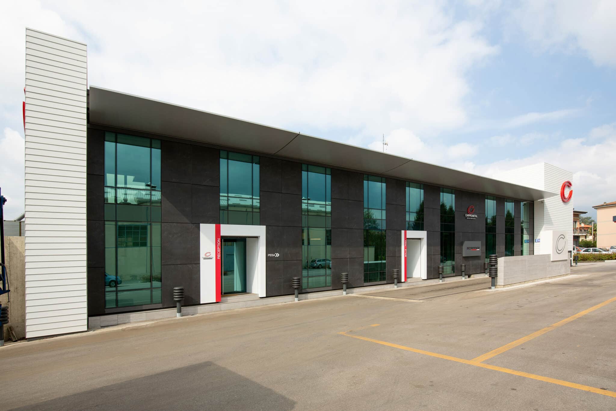 Image number 27 of the current section of Carprometal building in Cosentino UK