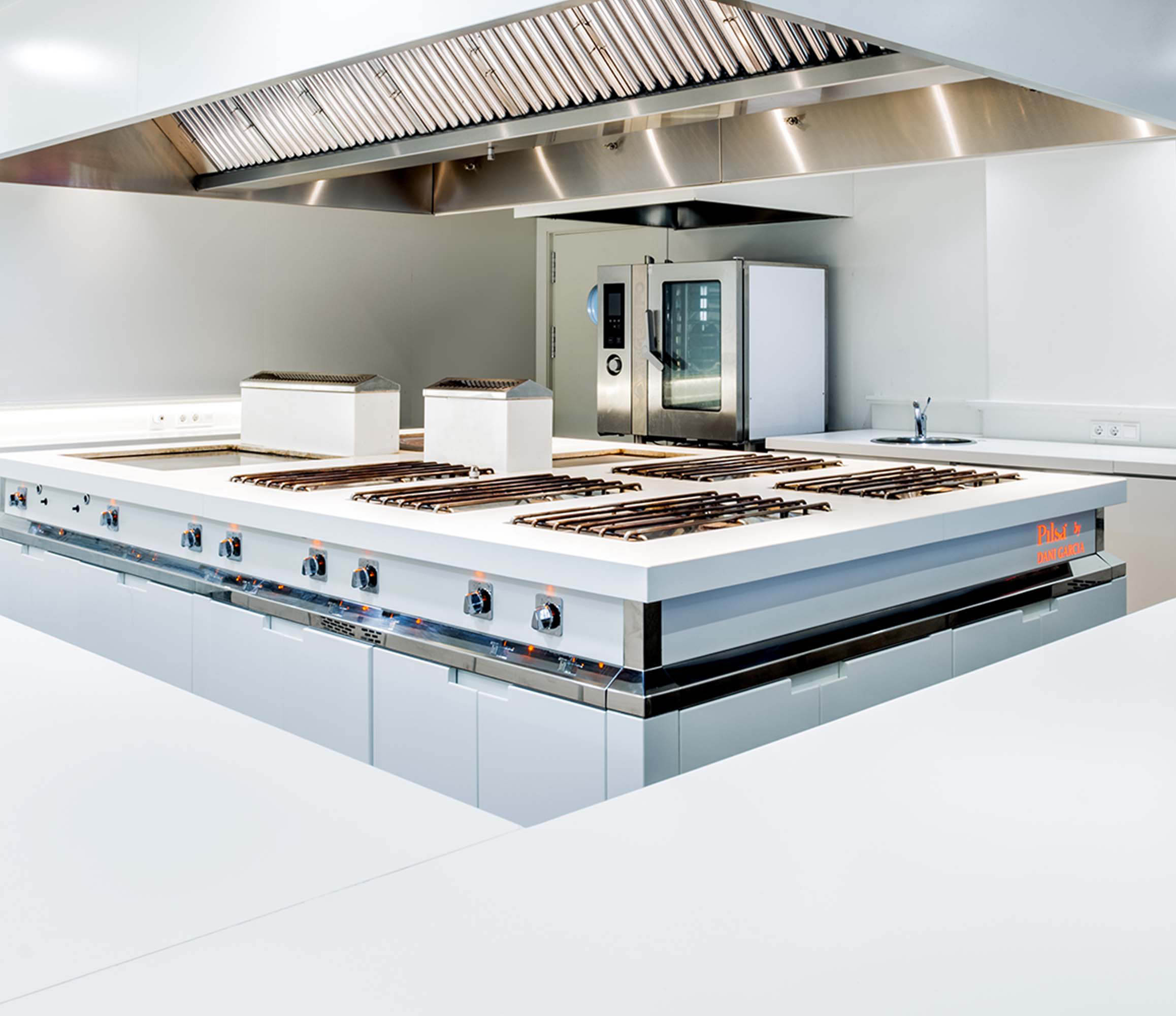 Image of Home 1158x1000 3 Professional KitchenArchitectura in Home Cosentino - Cosentino
