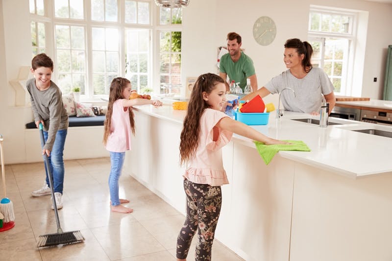 Astuces et conseils pour garder votre cuisine propre et désinfectée
