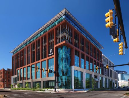 Imagem número 15 da actual secção de A complex Dekton facade for The Warner Building in Michigan da Cosentino Portugal