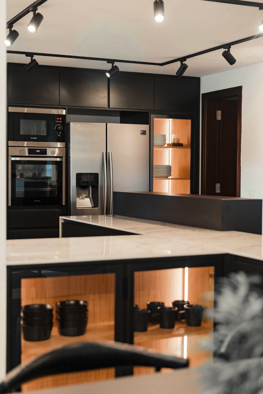 Imagem número 27 da actual secção de Kitchen and dining room merged by a precise design da Cosentino Portugal