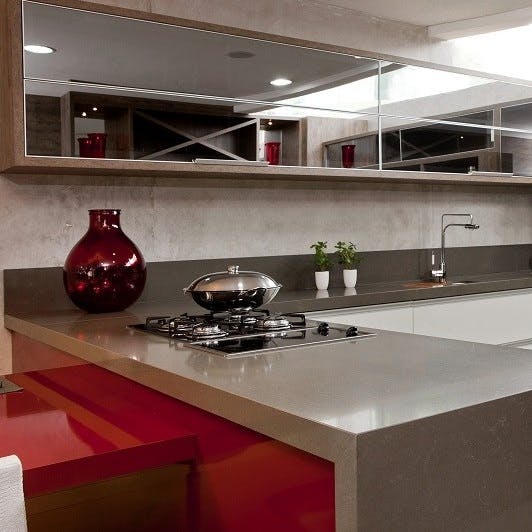 Image of encimera cocina roja ejemplo 31 1 in Red Kitchen Countertops - Cosentino