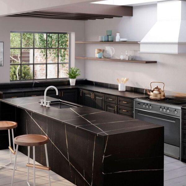 Image of Silestone Eternal Noir Kitchen in Discover the most popular black kitchens - Cosentino