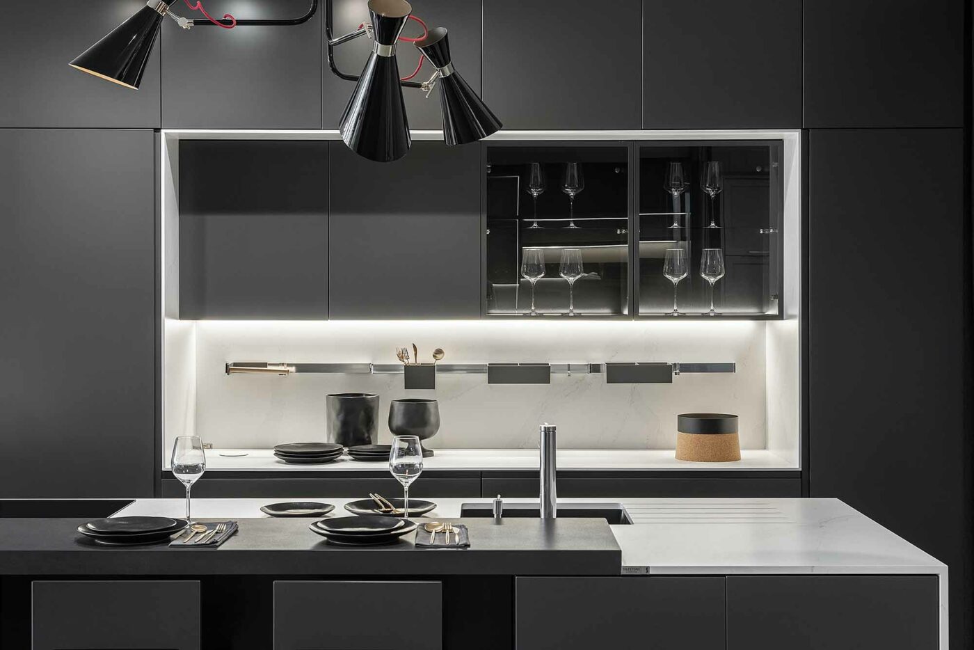 Image of var www html tools.cosentino.com global ws public pending approval 20190604 FABRI SHOWROOM 019 in Discover the most popular black kitchens - Cosentino