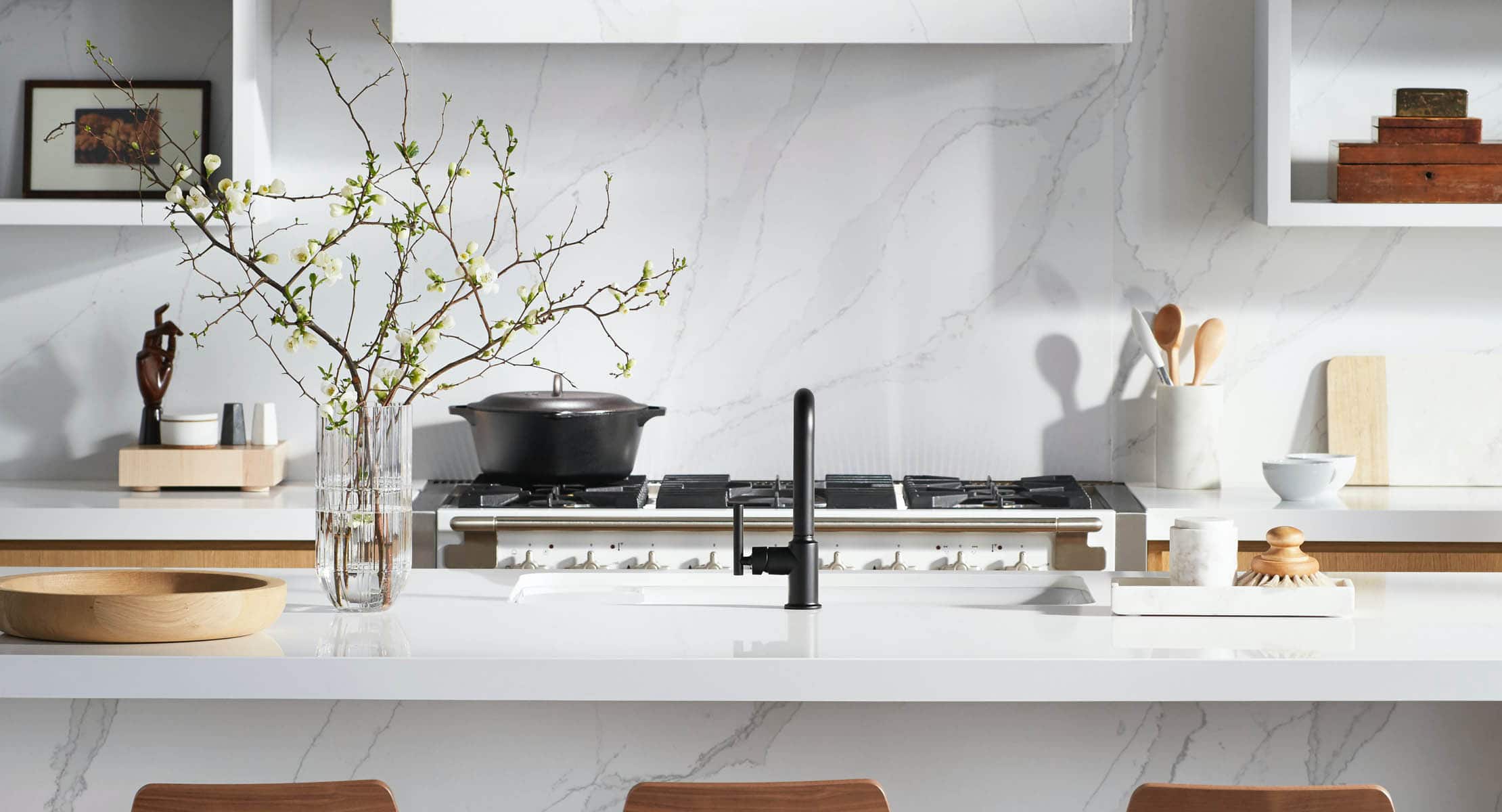 Image of cocinas 03 02 in Walls, countertop, and island in the same material - Cosentino
