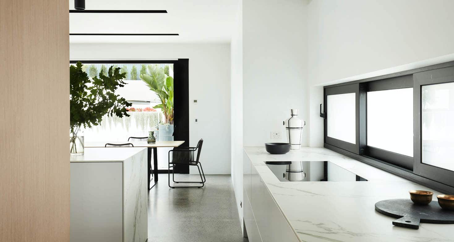 Image of cocinas 11 01 in Order and harmony in this stunning space connected to the rest of the house - Cosentino
