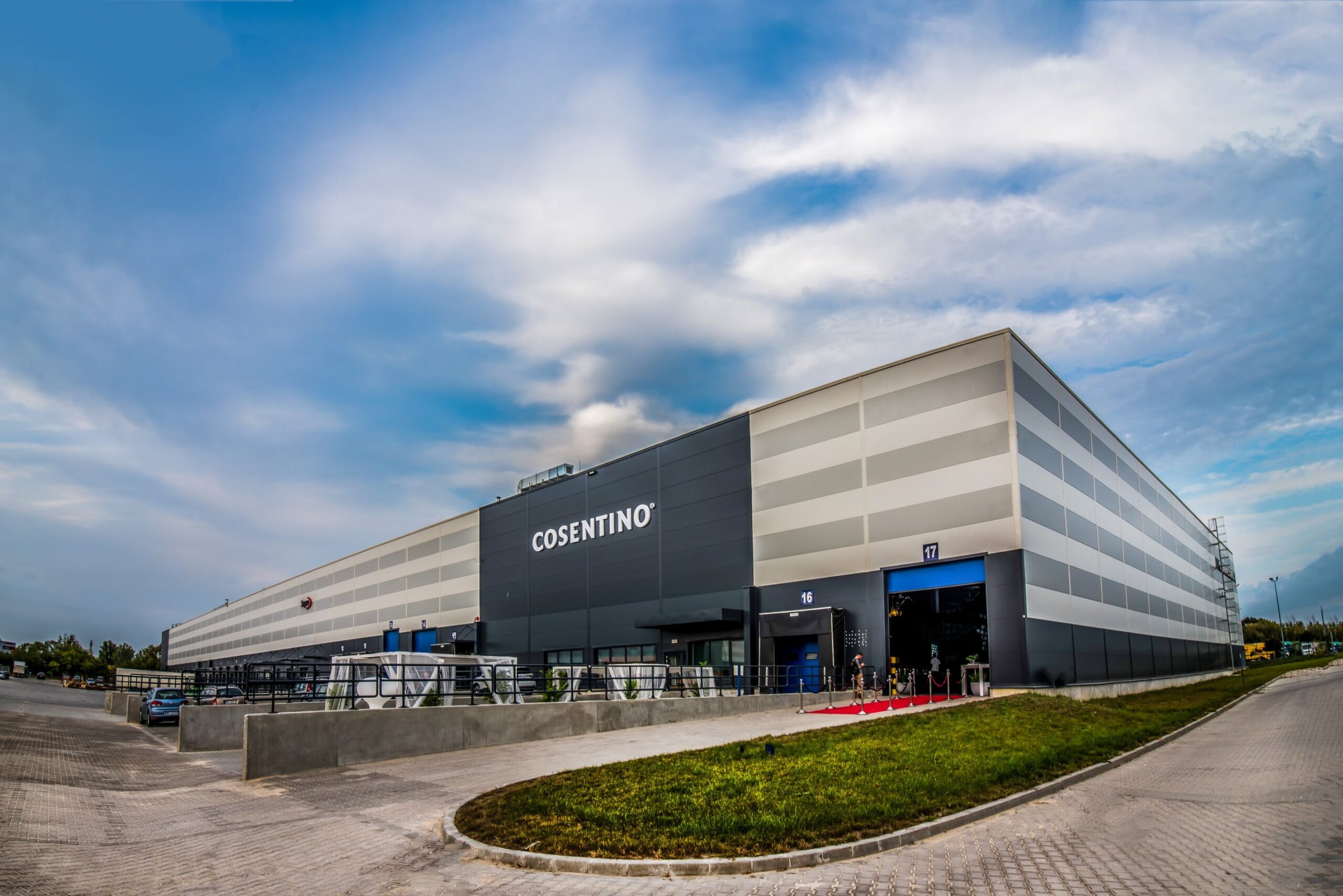 Image of Cosentino Polonia 1 lr 1 scaled in Cosentino Group opens new "Centre" in Stockholm and celebrates the end of a year of strong growth in Europe - Cosentino