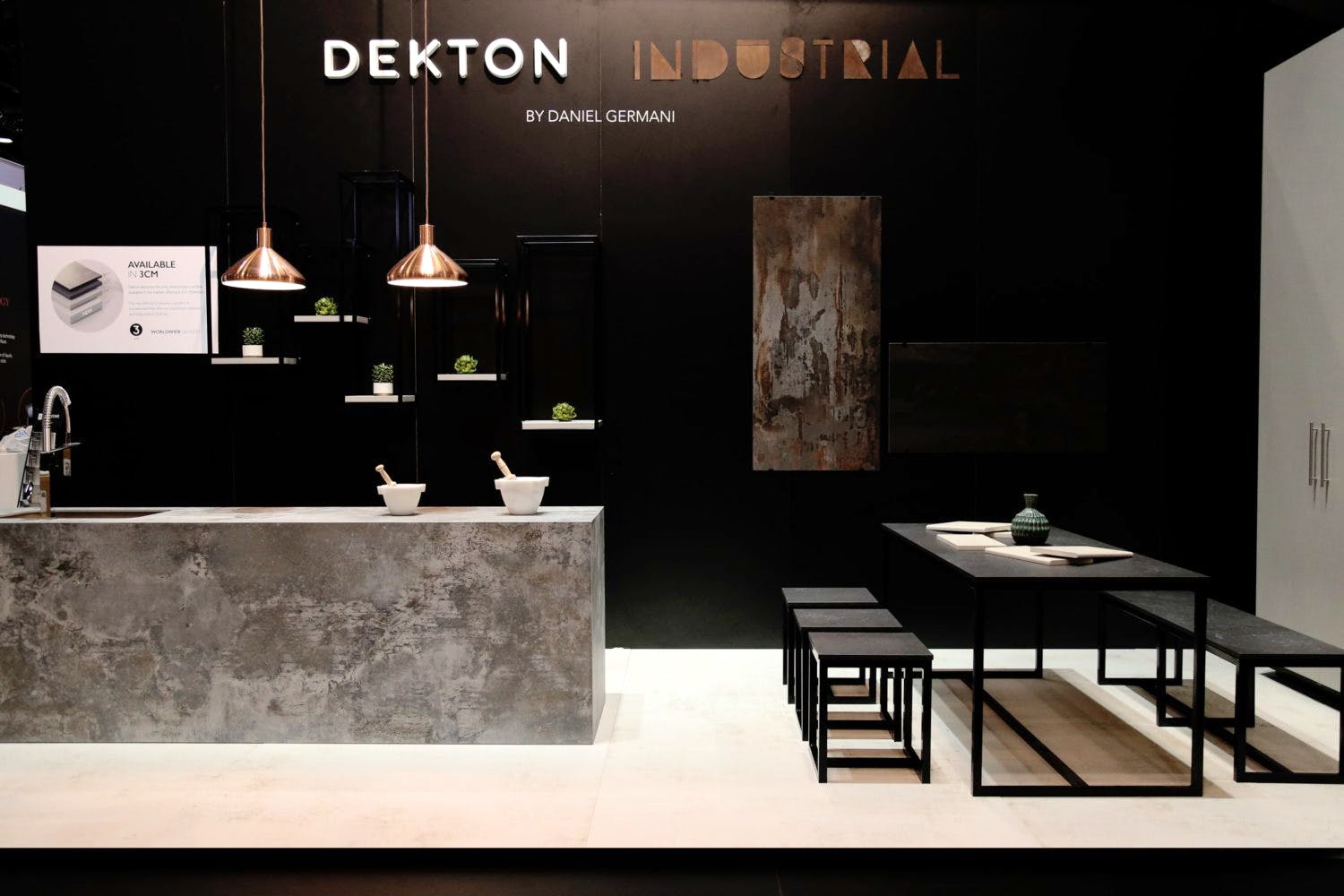 Image of Dekton Industrial Stand Cosentino KBIS 2018 lr 1500x1000 6 in Dekton® XGloss, among The 100 Best Business Ideas of 2016 by the magazine Actualidad Económica - Cosentino