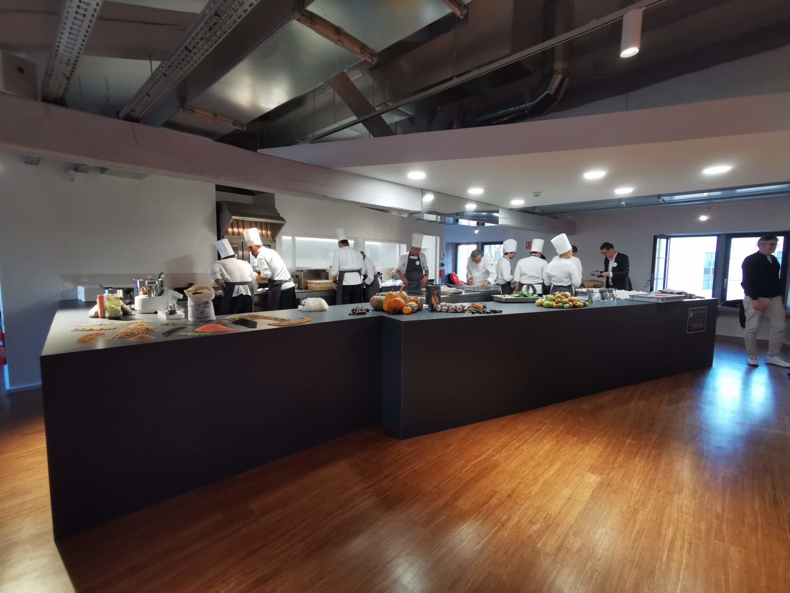 Image of IMG 20191011 173615 copie 1 scaled in Dekton by Cosentino features the kitchen of the Cité Internationale de la Gastronomie - Cosentino