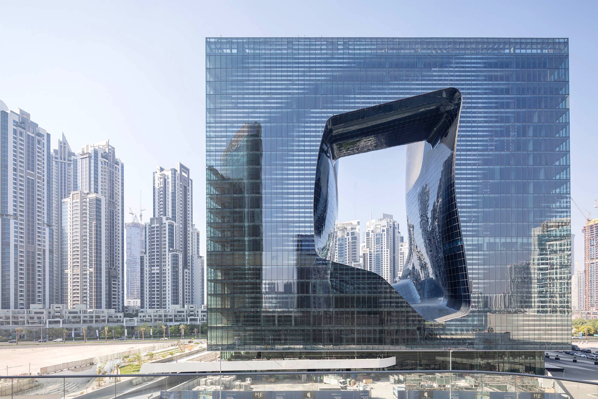 Image of Opus Building Zaha Hadid LaurianGhinitoiu 2 6 in C guide at Expo Dubai 2020 - Cosentino